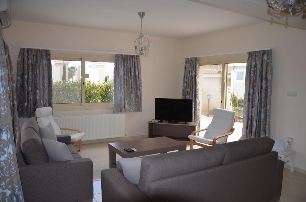 Anthorina 8 Villa *
