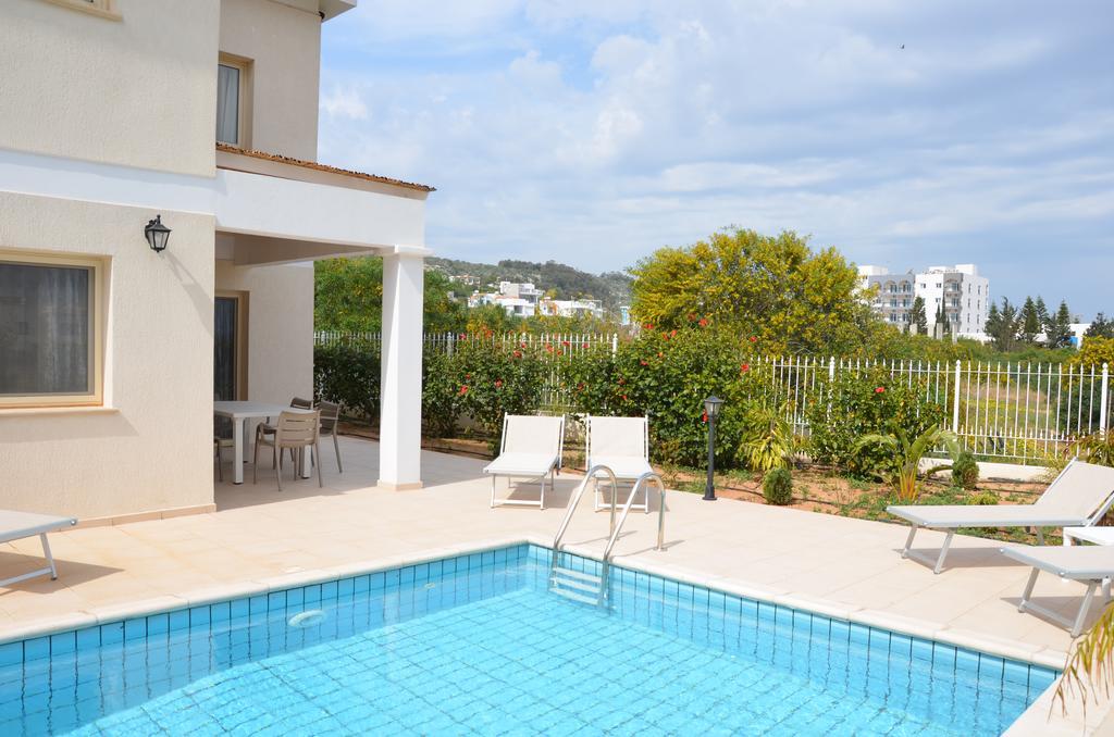 Villa Anthorina 8 *